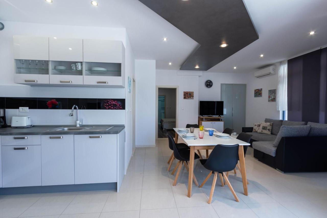 Apartman Dora Podstrana Exteriér fotografie
