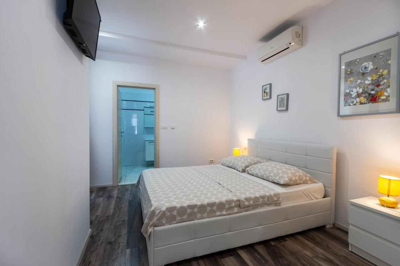 Apartman Dora Podstrana Exteriér fotografie